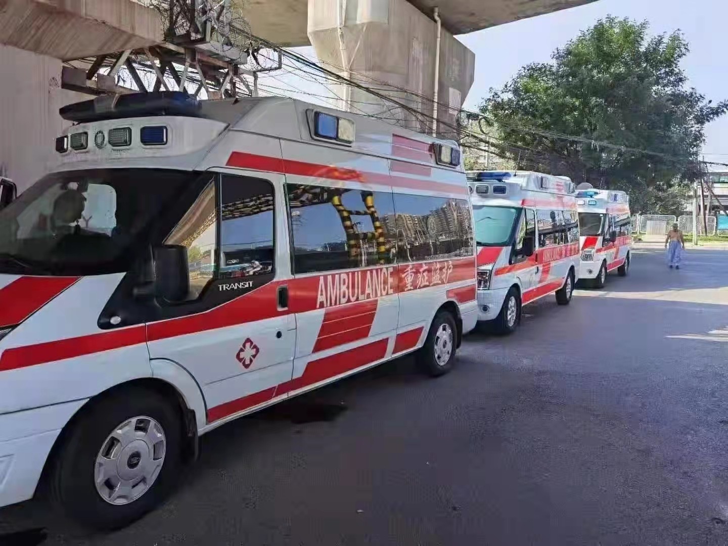 鄂尔多斯救护车出租